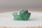 Schattige regenboog fluoriet ninetail carving groen